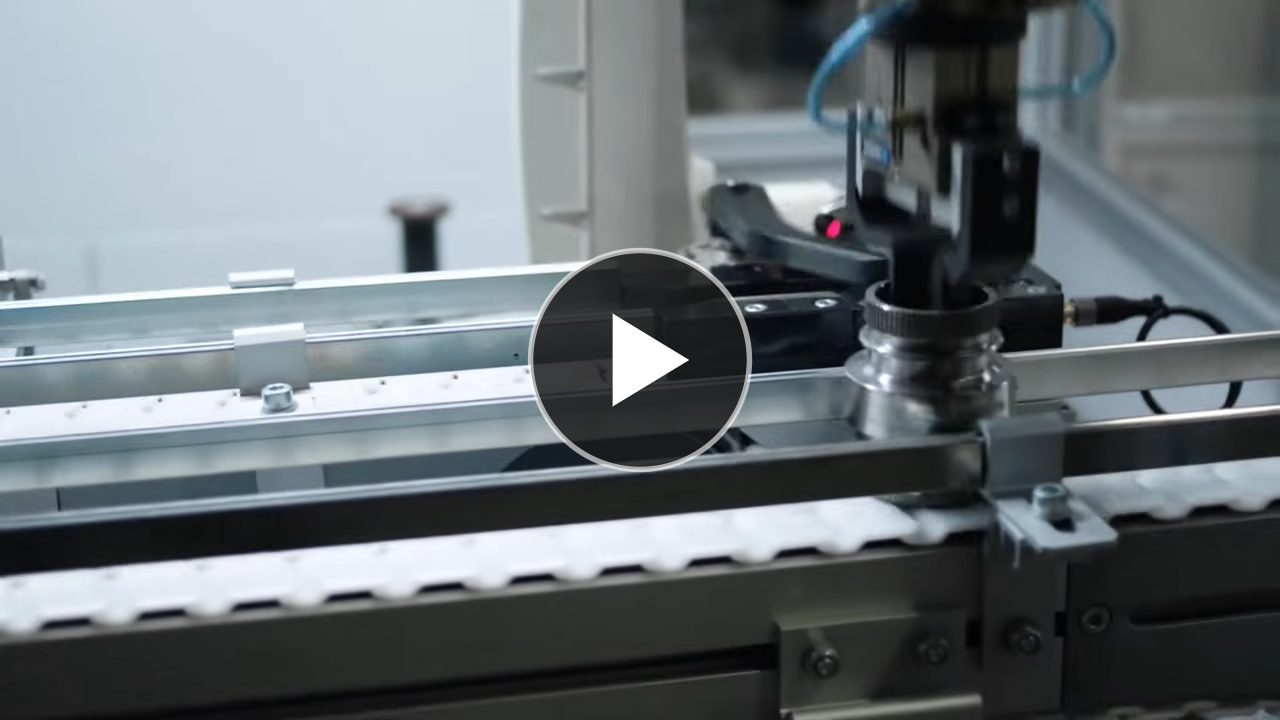 Industrial Robots vs. Collaborative Robots | A Clear Winner?